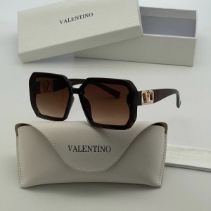 Очки Valentino A2444