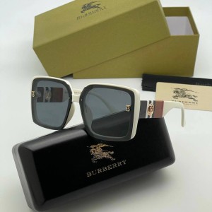 Очки Burberry A3644