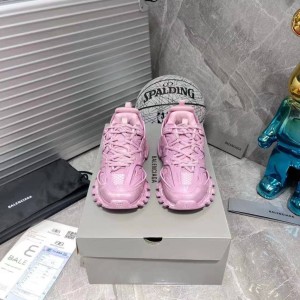 Кроссовки Balenciaga Track Sneaker B1556