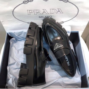 Лоферы Prada F1165