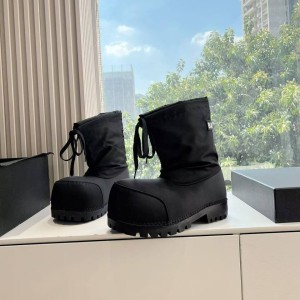 Ботинки Balenciaga Alaska Low Bootie F4585