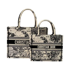 Сумка Christian Dior Book Tote K1026