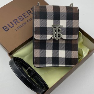 Сумка Burberry Valencia K2574