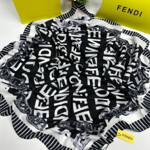 Платок Fendi LV1112