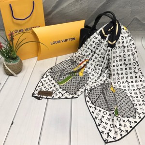 Платок Louis Vuitton LV1266