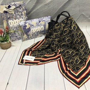 Платок Christian Dior LV1273