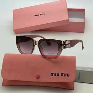 Очки Miu Miu Q1380