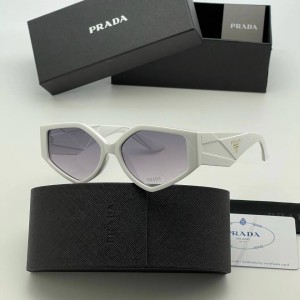 Очки Prada Q1767