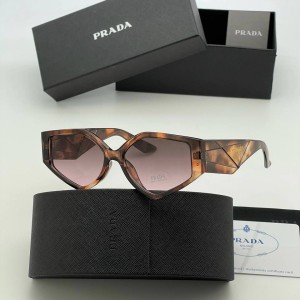 Очки Prada Q1768