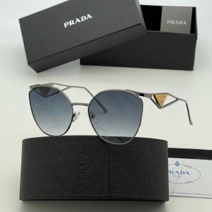 Очки Prada Q1772