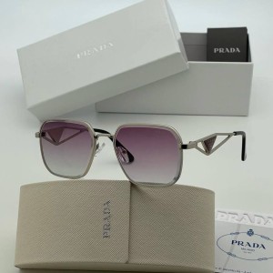 Очки Prada Q1375