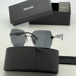 Очки Prada Q1477