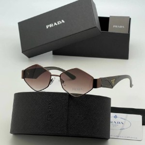 Очки Prada Q1504