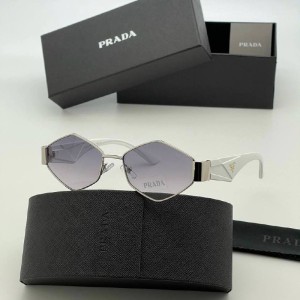 Очки Prada Q1508