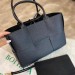 Сумка Bottega Veneta Arco Tote R1191