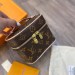 Косметичка Louis Vuitton Nice Nano Toiletry Pouch R2828