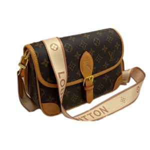 Сумка Louis Vuitton Diane R3477