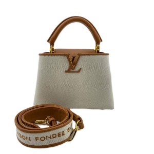 Сумка Louis Vuitton Capucines R2335