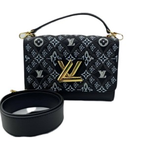 Сумка Louis Vuitton Twist MM R3214