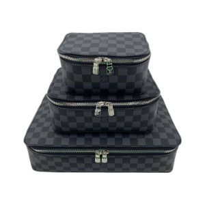 Косметичка Louis Vuitton Pyramid R2312