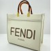 Сумка Fendi Sunshine Medium R2276