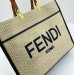 Сумка Fendi Sunshine Medium R2441