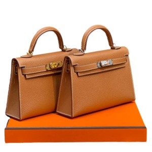 Сумка Hermes Kelly Sellier 19 Bambou Chevre RE5013