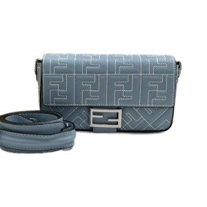 Сумка Fendi Baguette RP4084