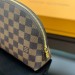 Косметичка Louis Vuitton Cosmetic Pouch RB5795