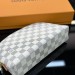 Косметичка Louis Vuitton Cosmetic Pouch RB5794