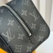 Косметичка Louis Vuitton Dopp Kit RE6340