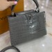 Сумка Louis Vuitton Capucines RB4243