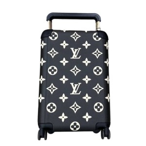 Чемодан Louis Vuitton Horizon 55 RR5477