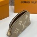 Косметичка Louis Vuitton Cosmetic Pouch PM RE6414