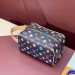 Косметичка Louis Vuitton Locker Dopp Kit RR6425