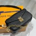 Сумка Louis Vuitton Pochette Metis East West RN2329