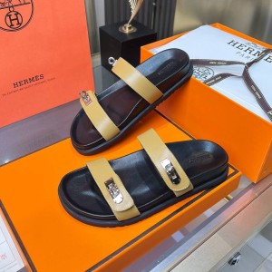 Шлепанцы Hermes B3343
