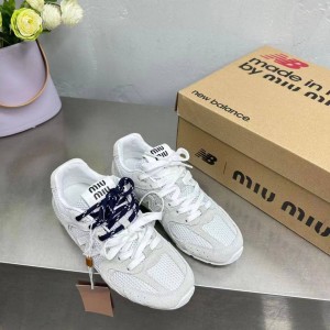 Кроссовки Miu Miu x New Balance 530 F3369