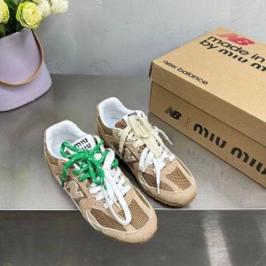 Кроссовки Miu Miu x New Balance 530 F3371