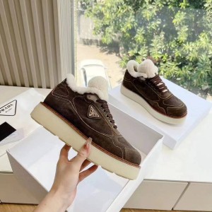 Зимние кеды Prada Suede mid-top F4445