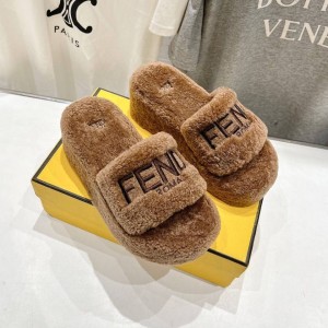 Тапочки Fendi F4663