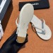 Шлепанцы Chanel F5319