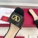 Шлепанцы Valentino Vlogo Signature F5717