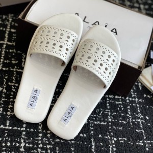 Шлепанцы Alaia F5815