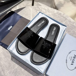 Шлепанцы Prada F5823