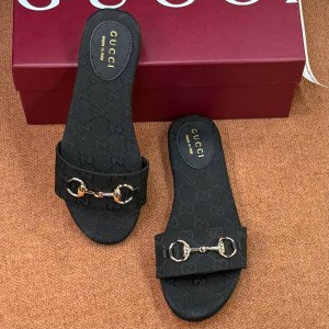 Шлепанцы Gucci F6143