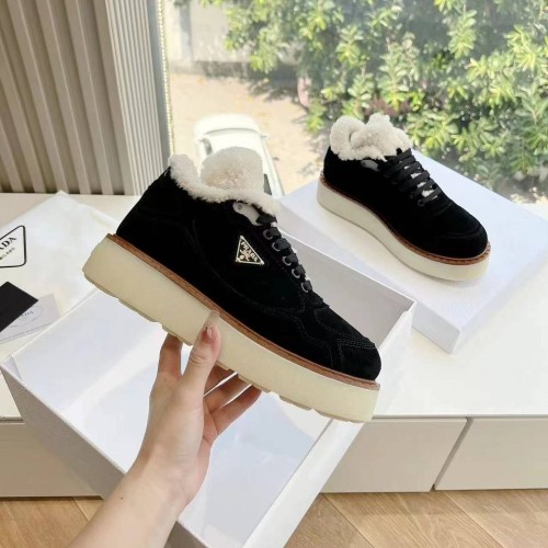 Зимние ботинки Prada F6526 Зимние ботинки Prada F6526