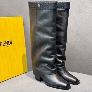 Сапоги Fendi F6612