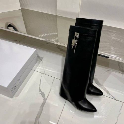 Сапоги Givenchy F6633 Сапоги Givenchy F6633