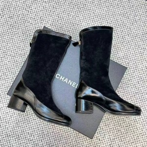 Сапоги Chanel F6650